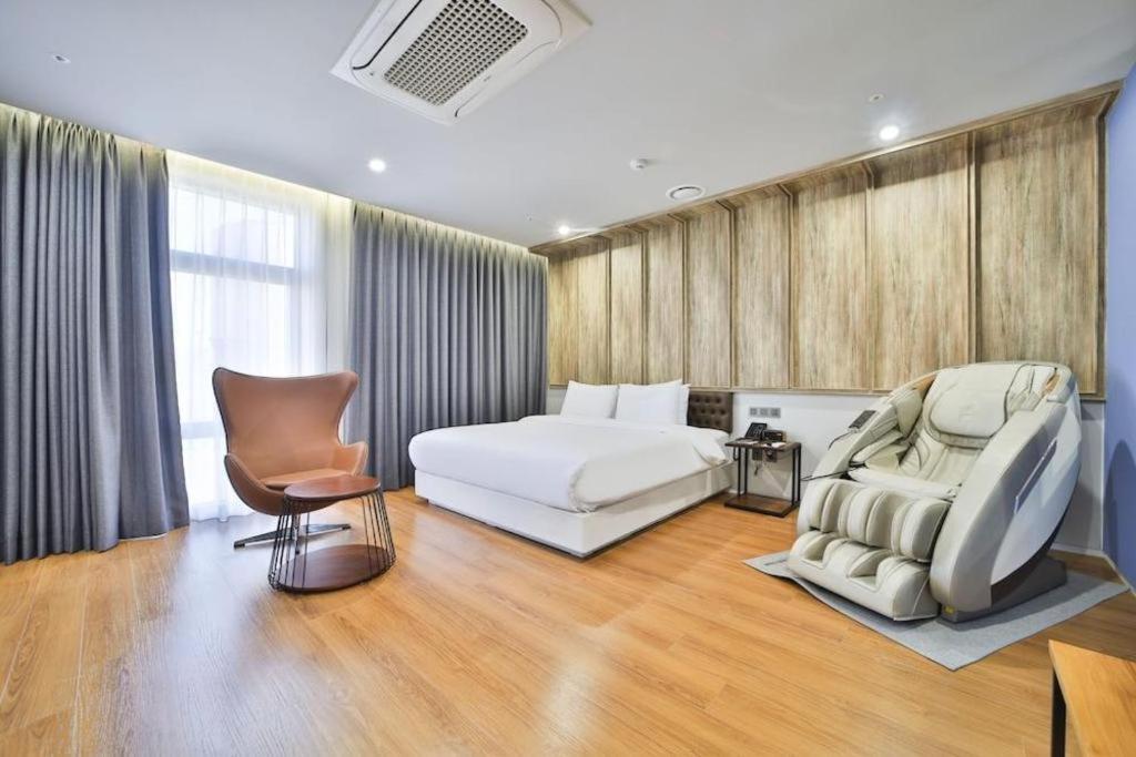 Hotel Pied Suseong Daegu Extérieur photo